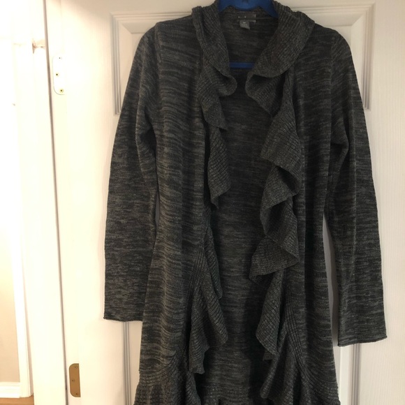 Neiman Marcus ruffled cardigan in grey. Size M. - Picture 1 of 6